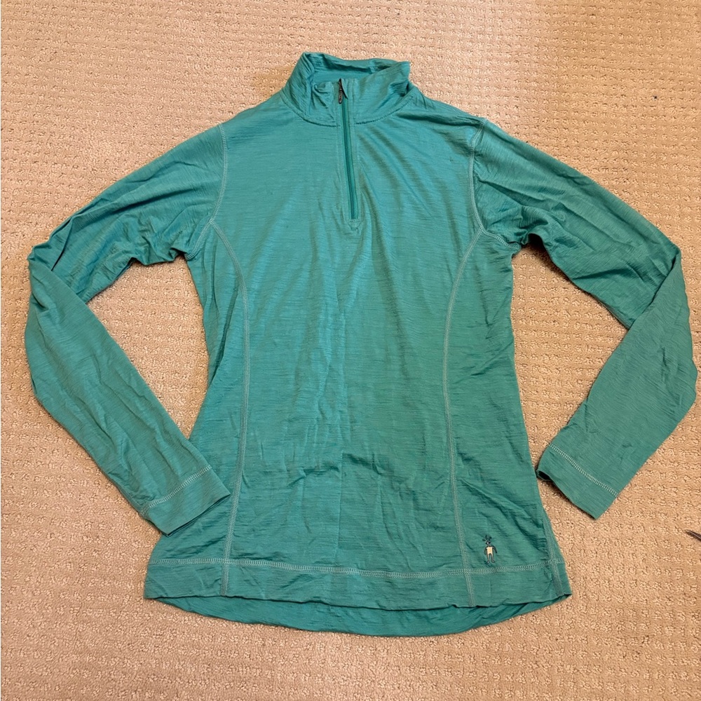 Smartwool soft green long sleeve zip neck women’s large.    Merino wool